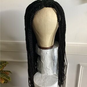 (Wig) Sleek Black Twisted Hair Extensions